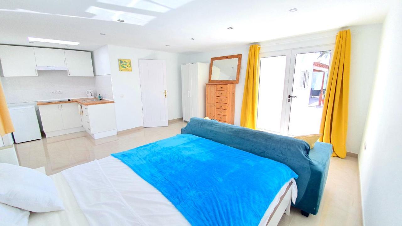 Stunning Sea View Villa With 6 Bedrooms & Heated Pool - Villa Renaissance Playa Blanca  Luaran gambar