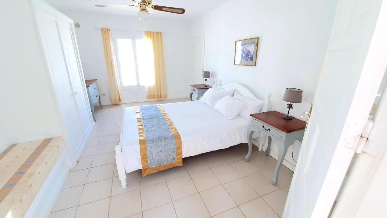 Stunning Sea View Villa With 6 Bedrooms & Heated Pool - Villa Renaissance Playa Blanca  Luaran gambar