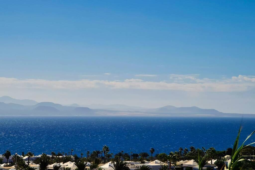 Stunning Sea View Villa With 6 Bedrooms & Heated Pool - Villa Renaissance Playa Blanca  Bilik gambar